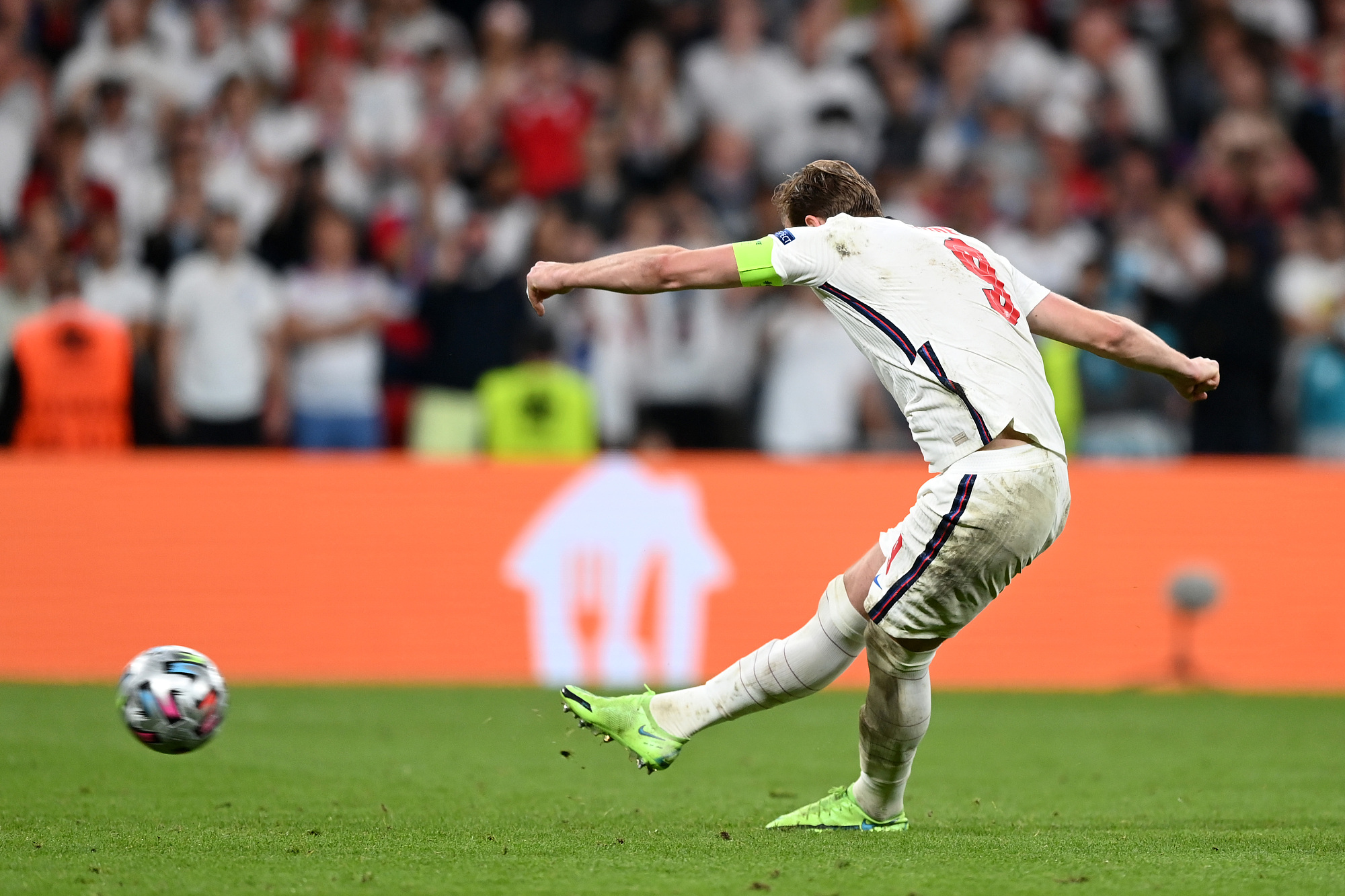 米兰体育官网-关于意大利杯赛后走向成谜，本菲卡官宣签约，话题不断，临场指挥获称赞的信息