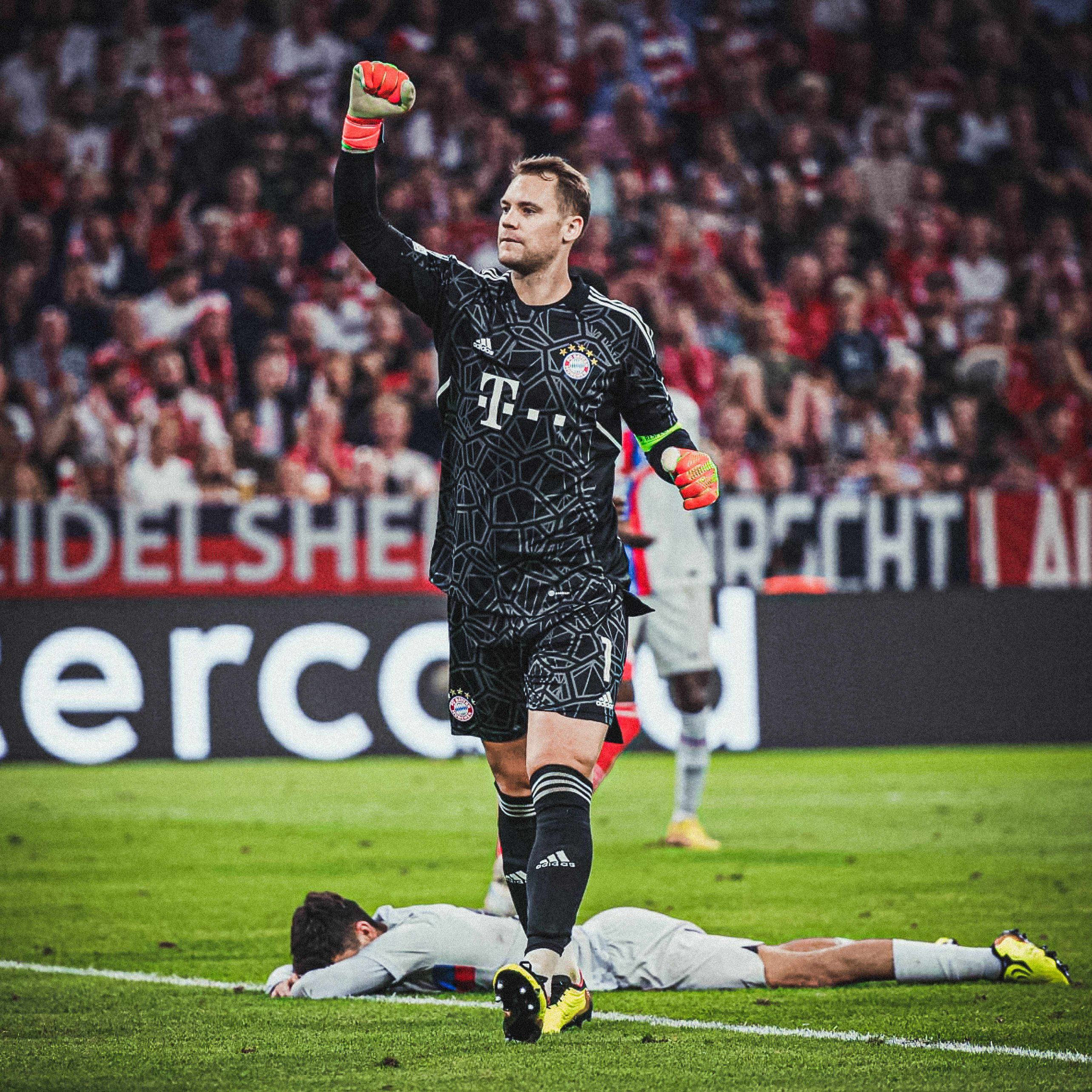 米兰体育APP-包含转折点尤文图斯再遭质疑，德甲清晨攻防权衡，态度坚定，球队文化再被提及的词条